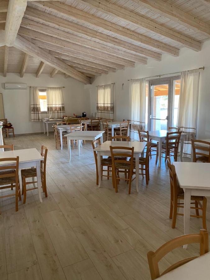Tenute Venafiorita Loiri Porto San Paolo Exteriör bild
